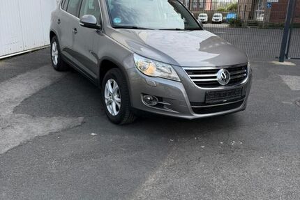 VW Tiguan 235.000 km 4.900 &euro; Düsseldorf 40589