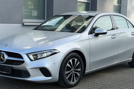 Mercedes-Benz A 180 55.081 km 21.990 &euro; Hilden 40721