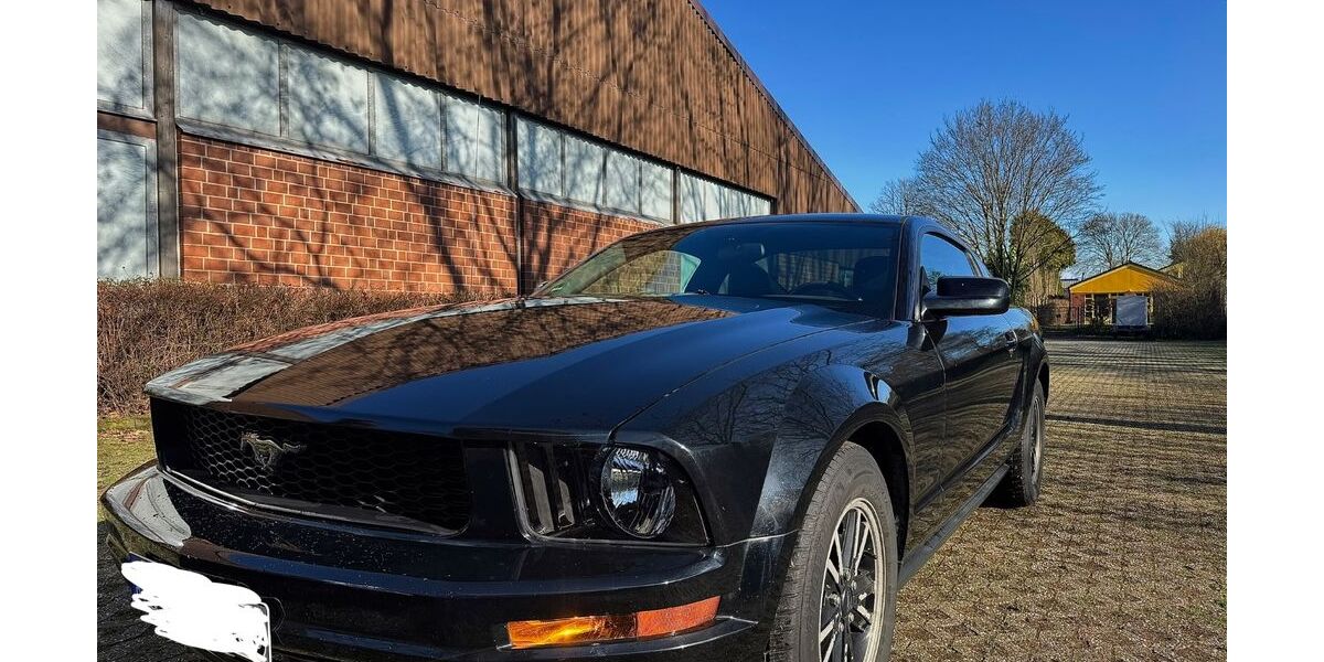 Ford Mustang 77.000 km 12.500 &euro; Düsseldorf 40210