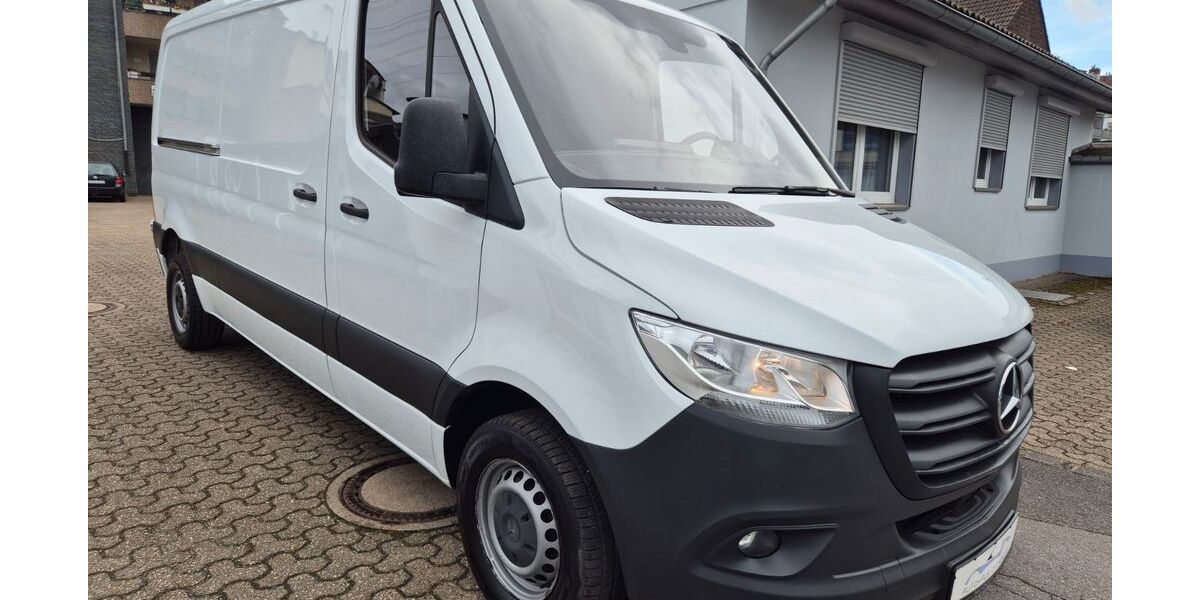 Mercedes-Benz Sprinter 120.000 km 22.999 &euro; Düsseldorf 40591