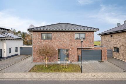 Haus Hückelhoven - 5 Zimmer, 169 m&sup2;, 679.000&euro; | Angebot:26153510