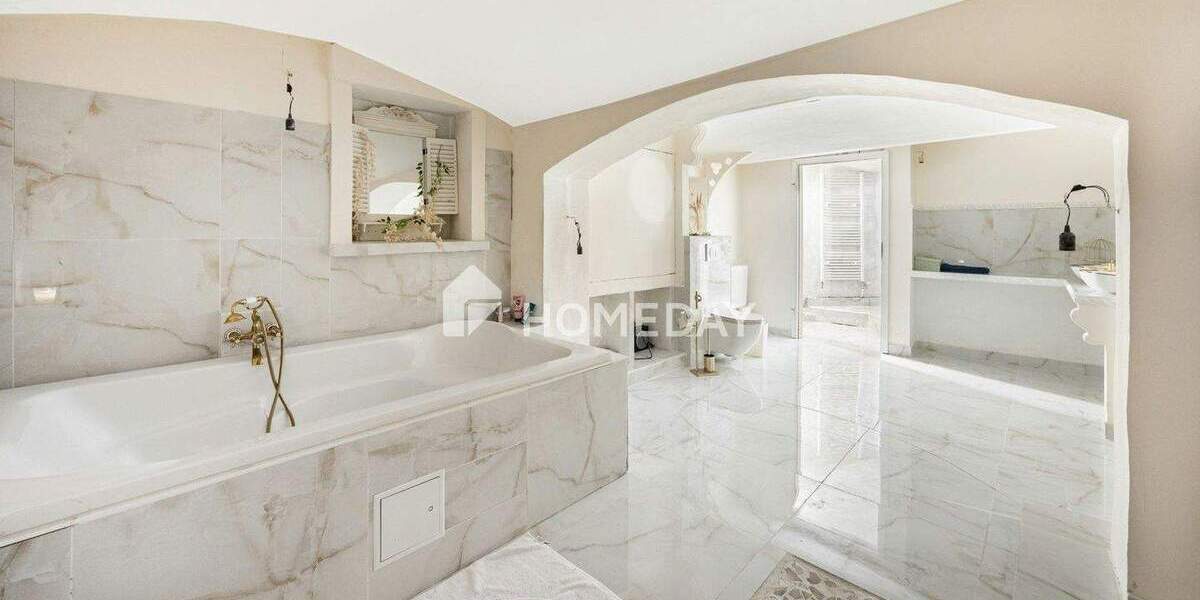 Einfamilienhaus Mönchengladbach Rheydt - 8 Zimmer, 210 m&sup2;, 349.000&euro; | Angebot:25684150