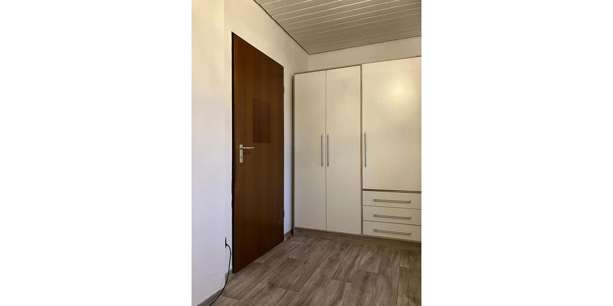 Reihenhaus Krefeld Fischeln - 4 Zimmer, 104 m&sup2;, 333.000&euro; | Angebot:27297142