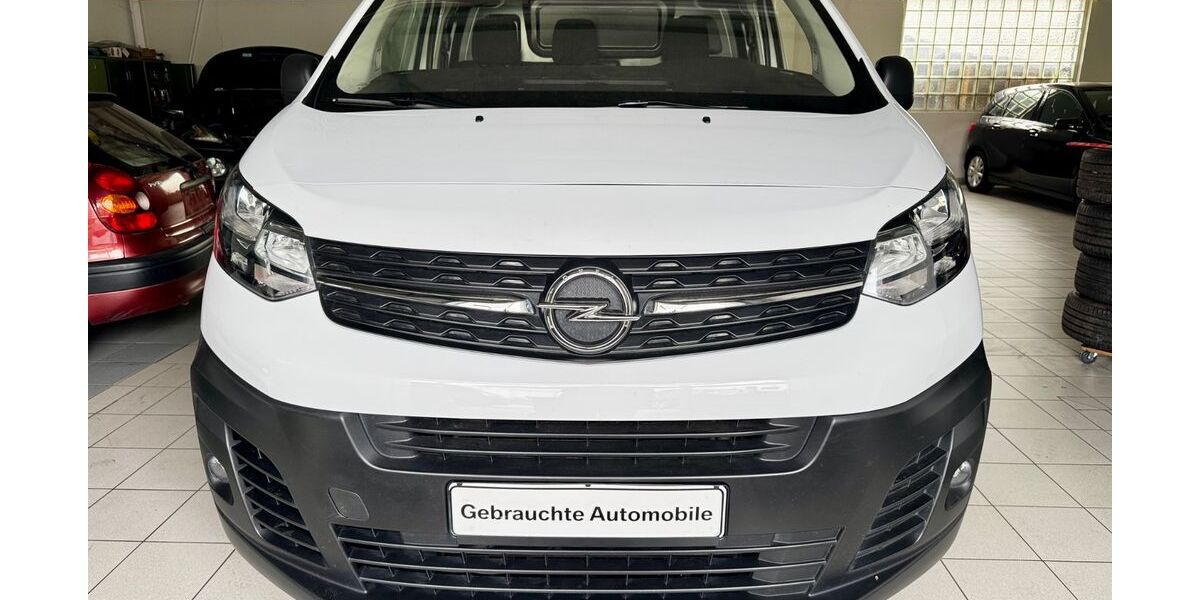 Opel Vivaro 115.000 km 19.990 &euro; Düsseldorf 40599