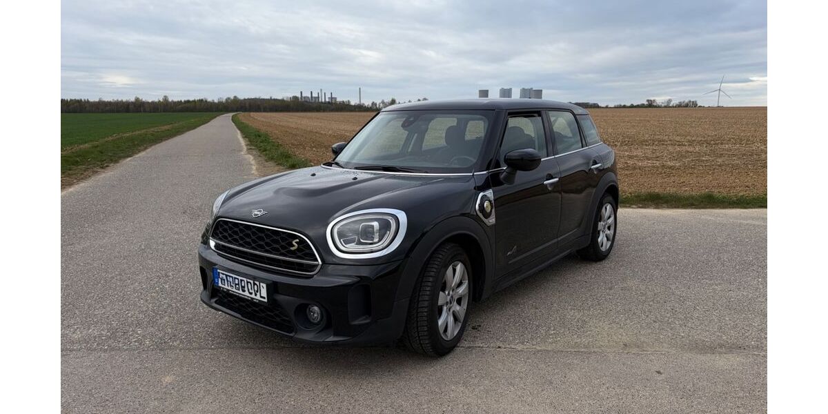 Mini Countryman SE (Cooper) 71.000 km 21.999 &euro; Bergheim 50129