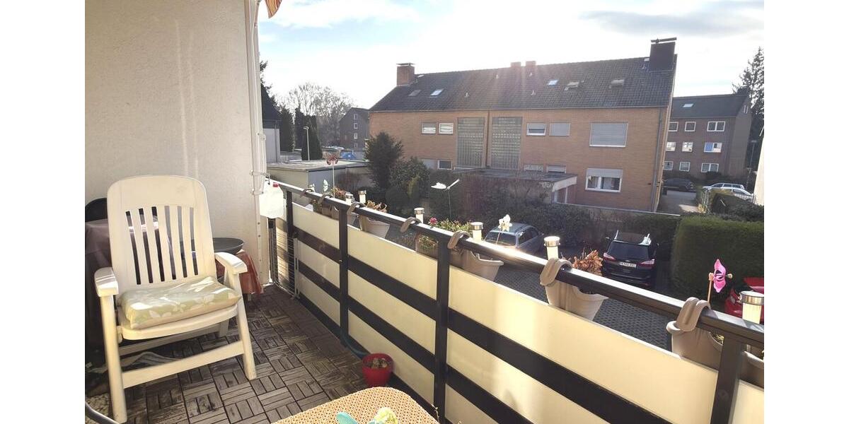 Etagenwohnung Langenfeld (Rheinland) - 2 Zimmer, 49 m&sup2;, 580&euro; | Angebot:25131707