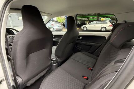 VW up! 29.000 km 8.490 &euro; Düsseldorf 40213