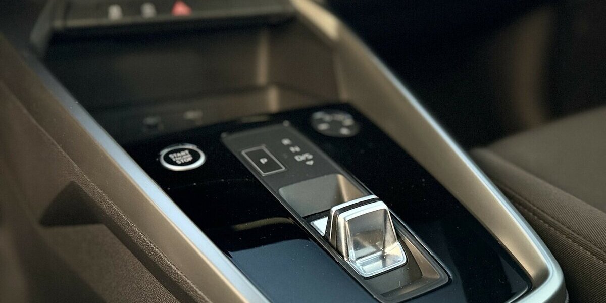 Audi A3 35 TDI S- line / Keyless / Virtual Cockpit 95.000 km 22.900 &euro; Mönchengladbach 41066