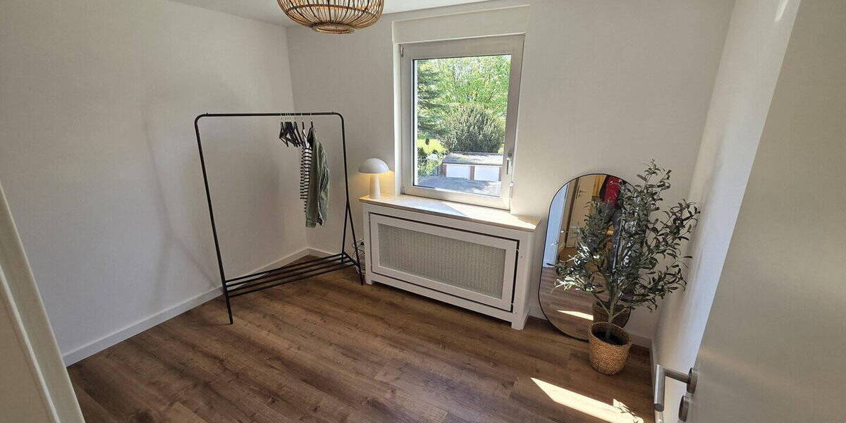 Etagenwohnung Mönchengladbach Eicken - 4 Zimmer, 89 m&sup2;, 249.000&euro; | Angebot:26200166