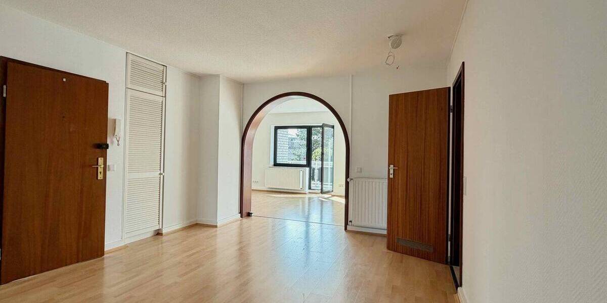 Etagenwohnung Düsseldorf Lierenfeld - 3 Zimmer, 88 m&sup2;, 1.000&euro; | Angebot:26247302