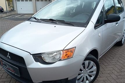 Mitsubishi Colt 111.000 km 2.999 &euro; Niederzier 52382
