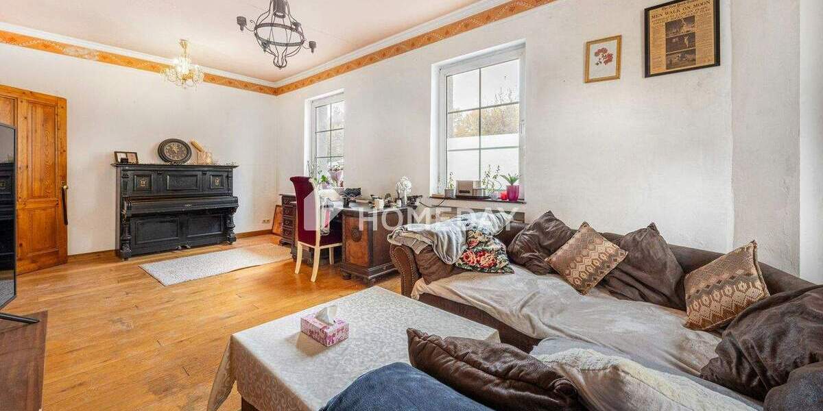 Einfamilienhaus Mönchengladbach Rheydt - 8 Zimmer, 210 m&sup2;, 349.000&euro; | Angebot:25684150