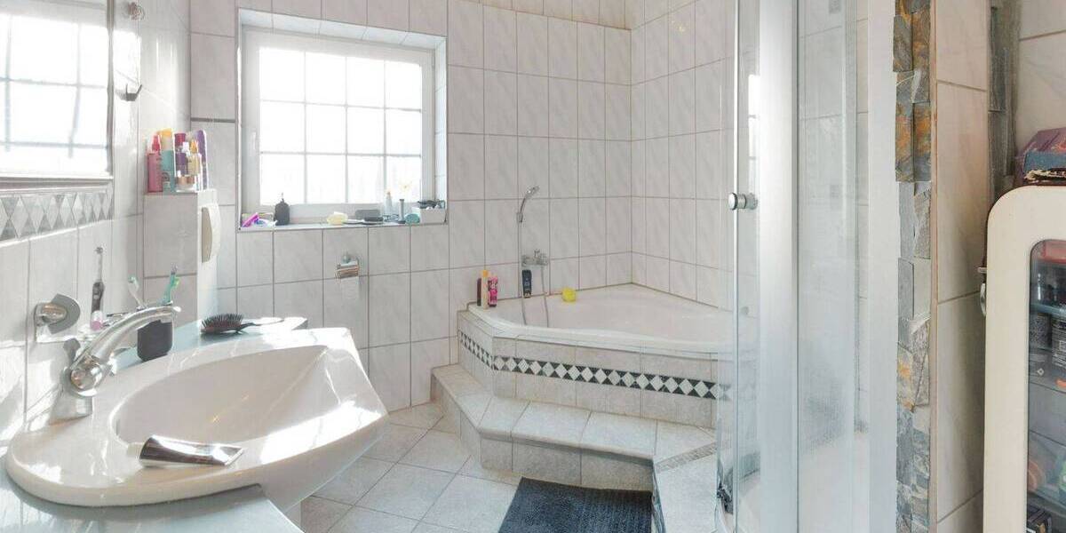 Einfamilienhaus Bedburg Rath - 4 Zimmer, 349.000&euro; | Angebot:26065374