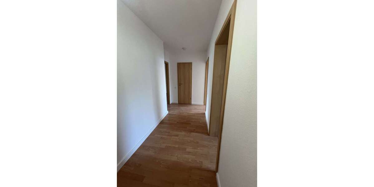 Etagenwohnung mönchengladbach West - 5 Zimmer, 105 m&sup2;, 930&euro; | Angebot:27334635