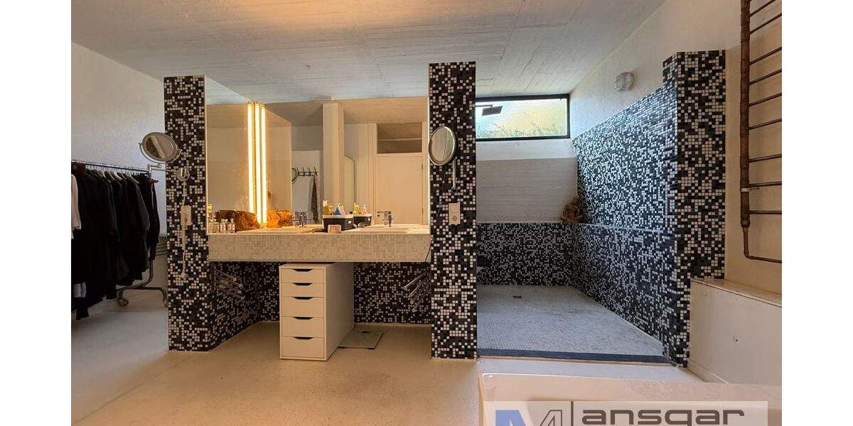 Mehrfamilienhaus, Wohnhaus Mönchengladbach / Hardterbroich-Pesch Lürrip - 4 Zimmer, 251 m&sup2;, 635.000&euro; | Angebot:25666498