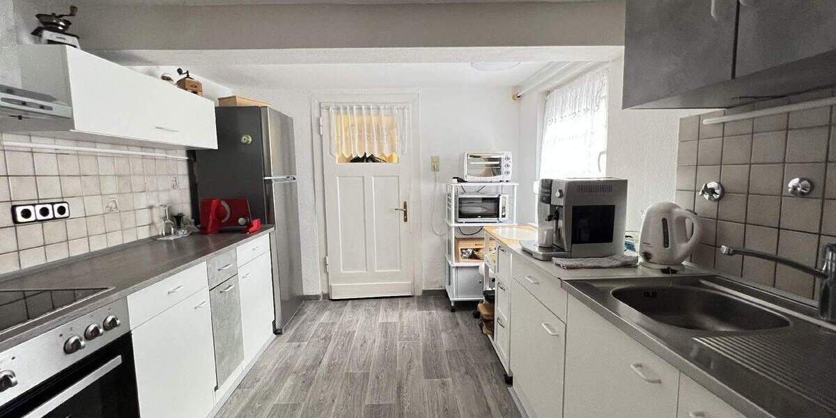 Einfamilienhaus Mönchengladbach-Wickrathberg Wickrathberg - 8 Zimmer, 200 m&sup2;, 270.000&euro; | Angebot:25703873