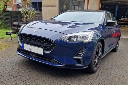 Ford Focus 181.000 km 6.500 &euro; Monheim 40789