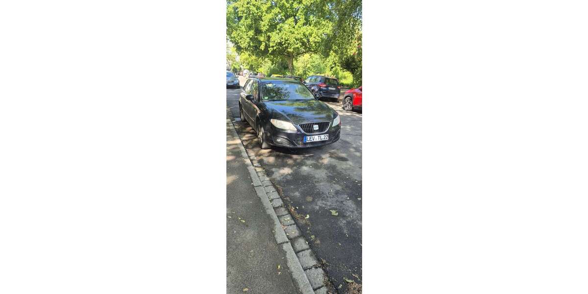 Seat Exeo 111.883 km 2.500 &euro; Alkenrath (Leverkusen) 51377
