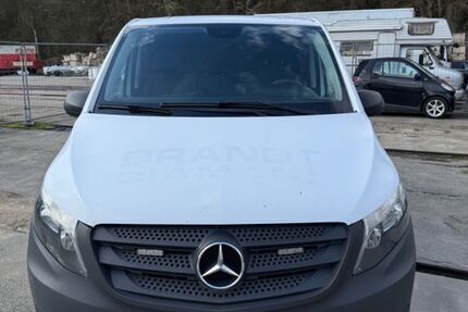 Mercedes-Benz Vito 216.831 km 10.200 &euro; Kerpen 50170