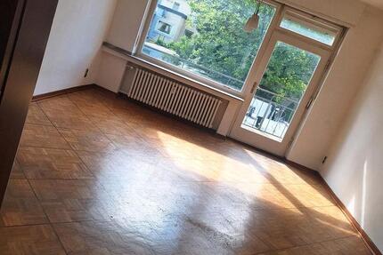 Wohnung Mönchengladbach Nord - 5 Zimmer, 170 m&sup2;, 2.000&euro; | Angebot:25287080