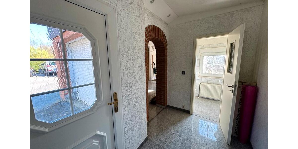 Reihenhaus Mönchengladbach Süd - 4 Zimmer, 73 m&sup2;, 289.000&euro; | Angebot:26215331