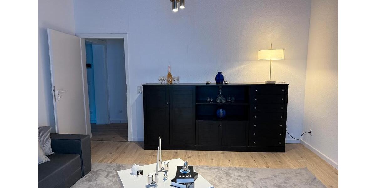 Etagenwohnung Düsseldorf Stadtbezirk 9 - 3 Zimmer, 60 m&sup2;, 1.850&euro; | Angebot:26048914