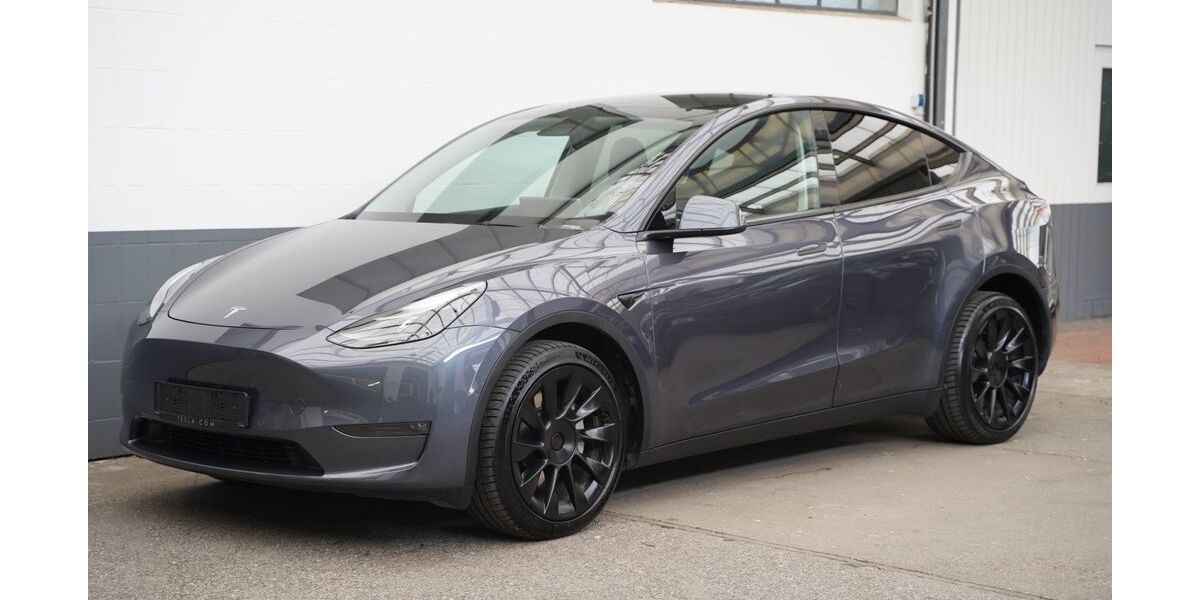 Tesla Model Y 63.640 km 35.950 &euro; Mönchengladbach 41236