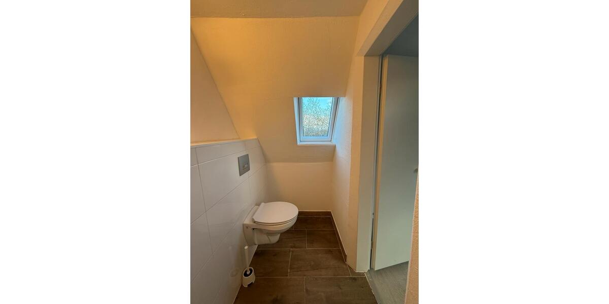 Maisonettenwohnung Düsseldorf Stadtbezirk 9 - 3 Zimmer, 58 m&sup2;, 1.800&euro; | Angebot:26048876