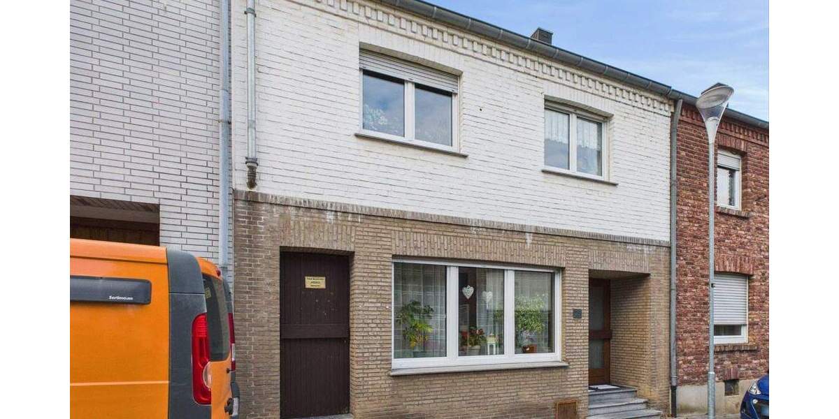 Mehrfamilienhaus, Wohnhaus Hückelhoven Brachelen - 5 Zimmer, 148 m&sup2;, 149.000&euro; | Angebot:25726272