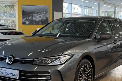 VW Passat 17.700 km 35.999 &euro; Kerpen 50171