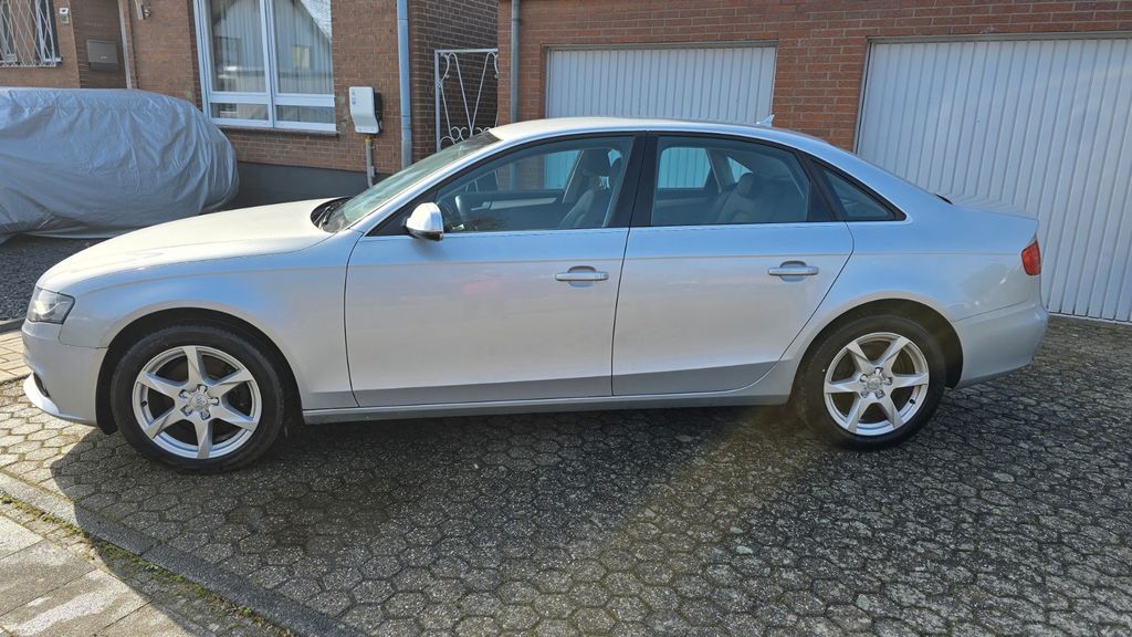 Audi A4 157.000 km 4.750 &euro; Rommerskirchen 41569