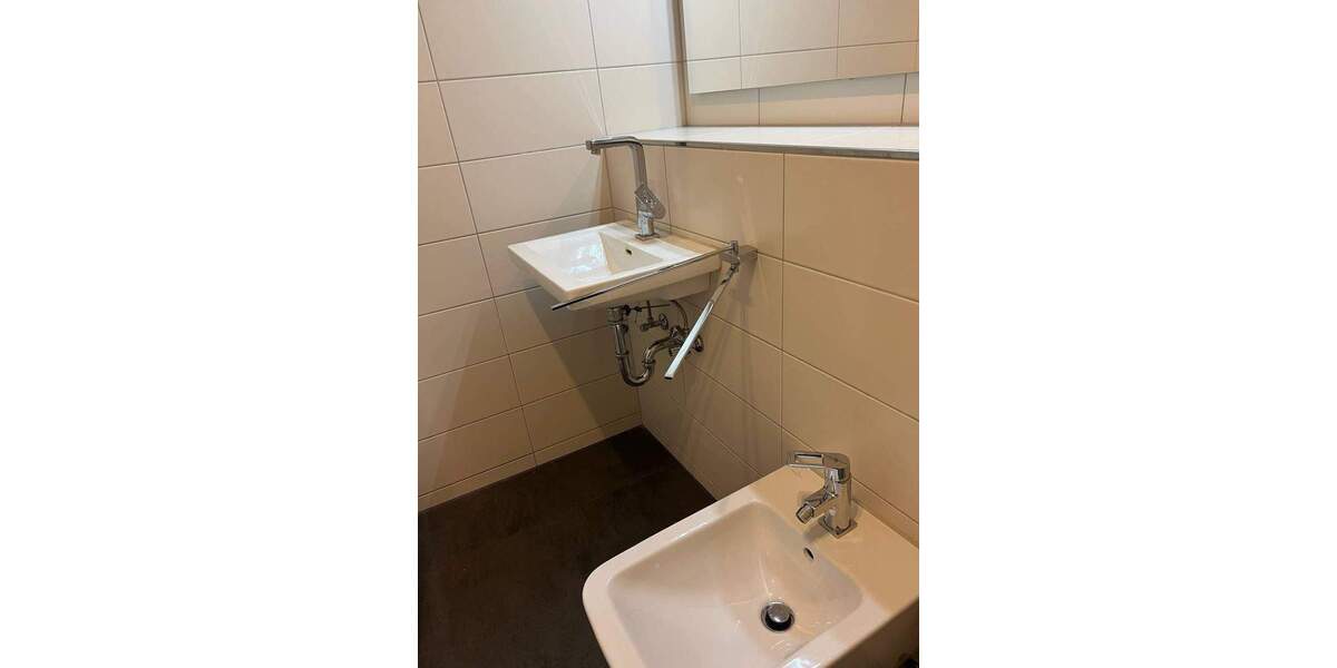 Etagenwohnung Düsseldorf Mörsenbroich - 2 Zimmer, 68 m&sup2;, 280.000&euro; | Angebot:26155922