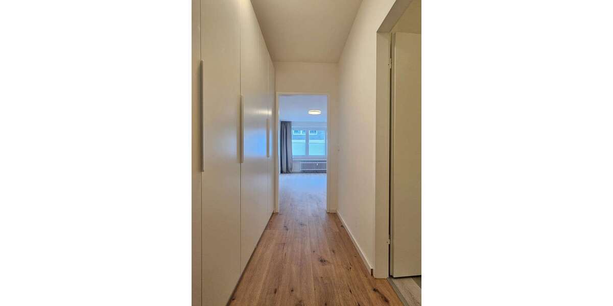 Etagenwohnung Düsseldorf Golzheim - 1 Zimmer, 35 m&sup2;, 790&euro; | Angebot:26124898