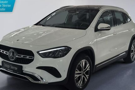 Mercedes-Benz GLA 180 2.215 km 35.990 &euro; Bergheim 50126