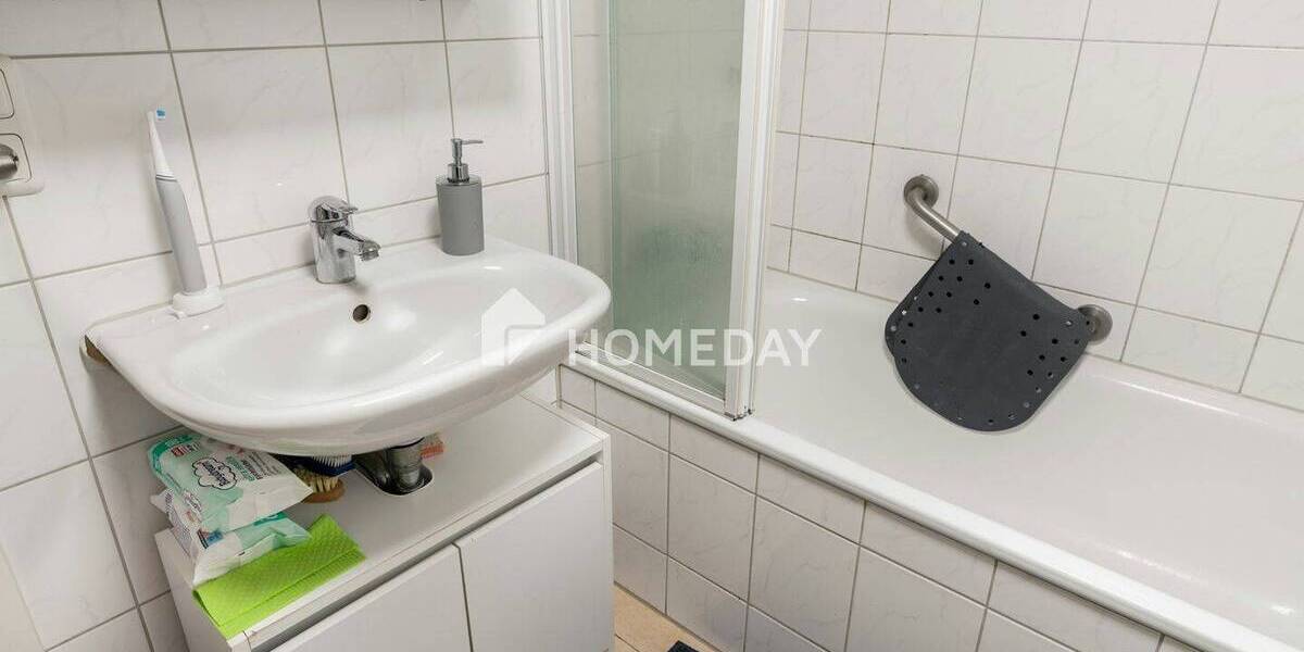 Reihenmittelhaus Mönchengladbach Giesenkirchen - 7 Zimmer, 180 m&sup2;, 389.000&euro; | Angebot:26016914