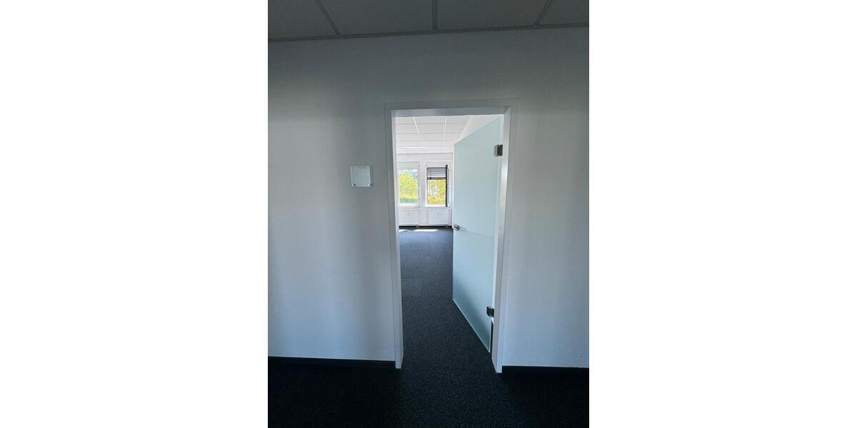 Gewerbeobjekt Langenfeld (Rheinland) - 11&euro; | Angebot:24763357