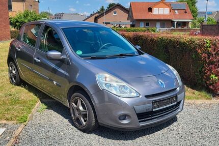 Renault Clio 63.327 km 3.700 &euro; Elsdorf 50189