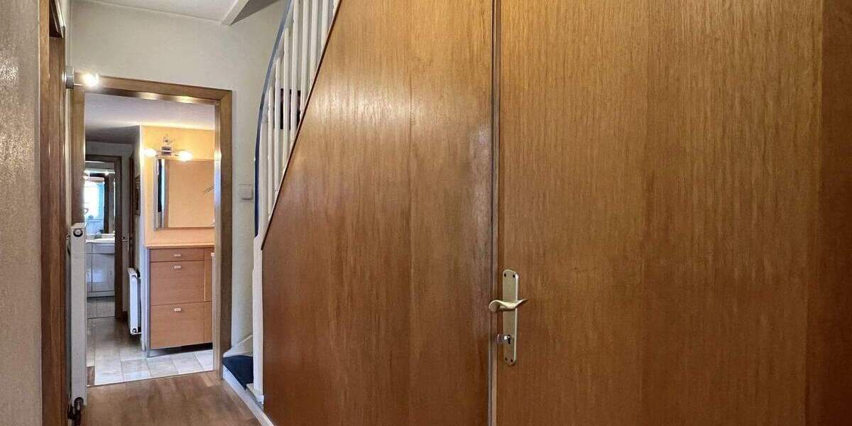 Doppelhaushälfte Düsseldorf Gerresheim - 4 Zimmer, 110 m&sup2;, 550.000&euro; | Angebot:25821790