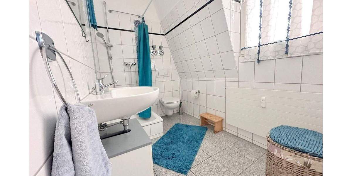 Etagenwohnung Mönchengladbach Rheindahlen - 2 Zimmer, 62 m&sup2;, 147.000&euro; | Angebot:25775772