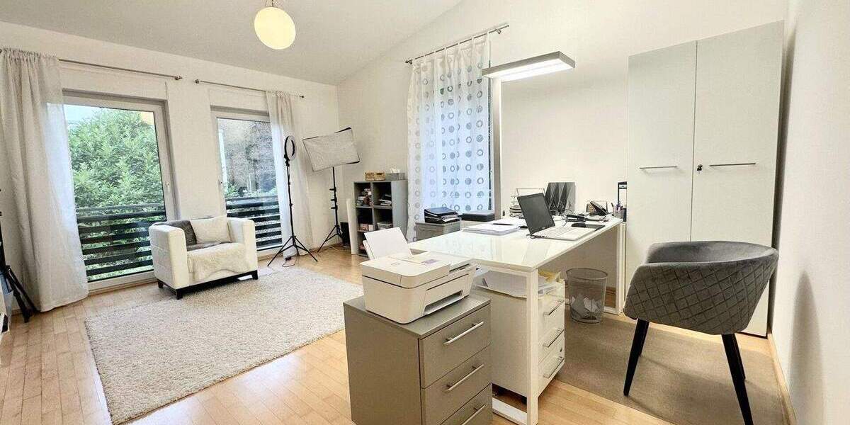 Mehrfamilienhaus, Wohnhaus Düsseldorf Garath - 1 Zimmer, 350 m&sup2;, 1.690.000&euro; | Angebot:25775354