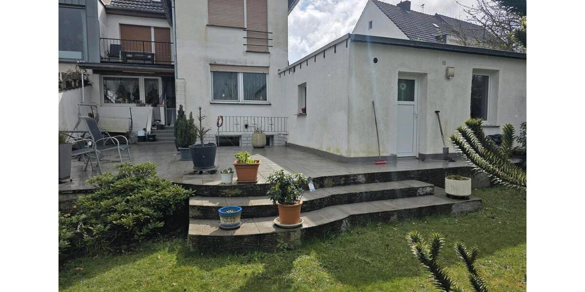 Mehrfamilienhaus, Wohnhaus Bergheim Auenheim - 7 Zimmer, 150 m&sup2;, 280.000&euro; | Angebot:26137517