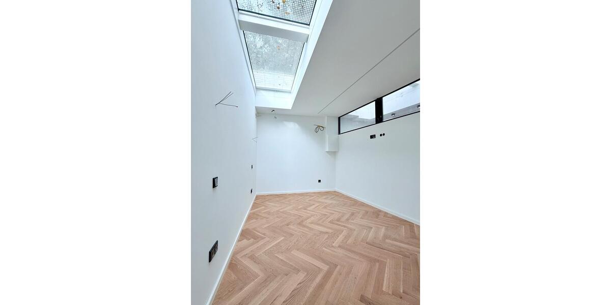 Terrassenwohnung Düsseldorf Pempelfort - 3 Zimmer, 118 m&sup2;, 2.800&euro; | Angebot:26250323