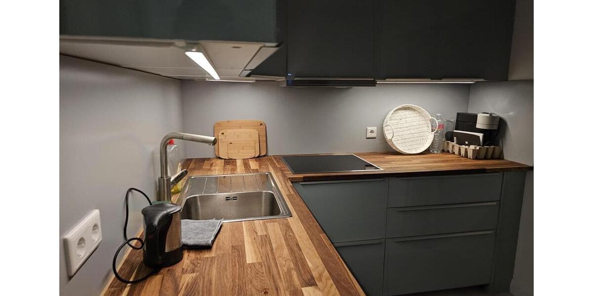 Etagenwohnung Düsseldorf Pempelfort - 3 Zimmer, 89 m&sup2;, 2.600&euro; | Angebot:26305500