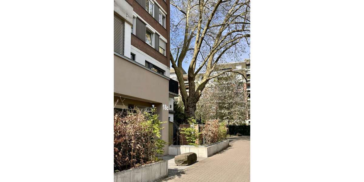 Etagenwohnung Köln Niehl - 4 Zimmer, 105 m&sup2;, 1.490&euro; | Angebot:26186077
