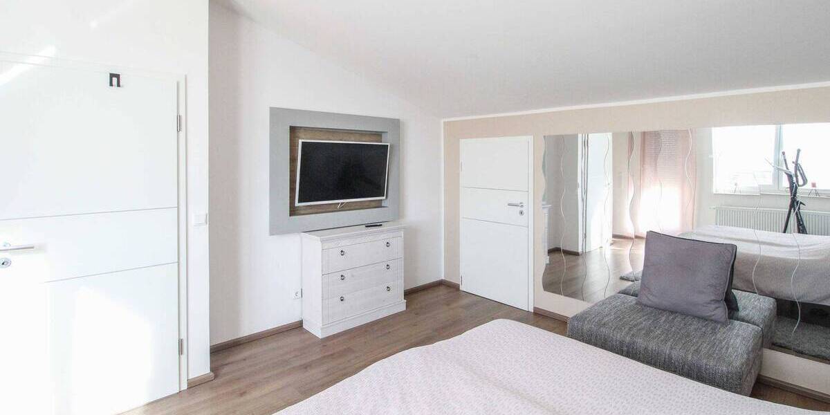 Reihenmittelhaus Mönchengladbach Rönneter - 5 Zimmer, 156 m&sup2;, 499.000&euro; | Angebot:26229591