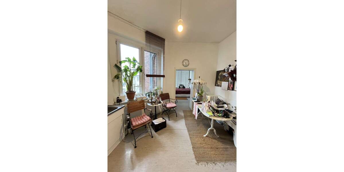 Etagenwohnung Düsseldorf Düsseltal - 2 Zimmer, 65 m&sup2;, 239.000&euro; | Angebot:26111434