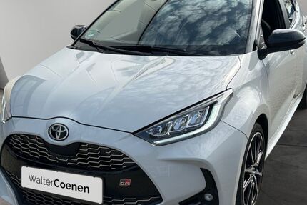 Toyota Yaris 19.800 km 22.980 &euro; Mönchengladbach 41068