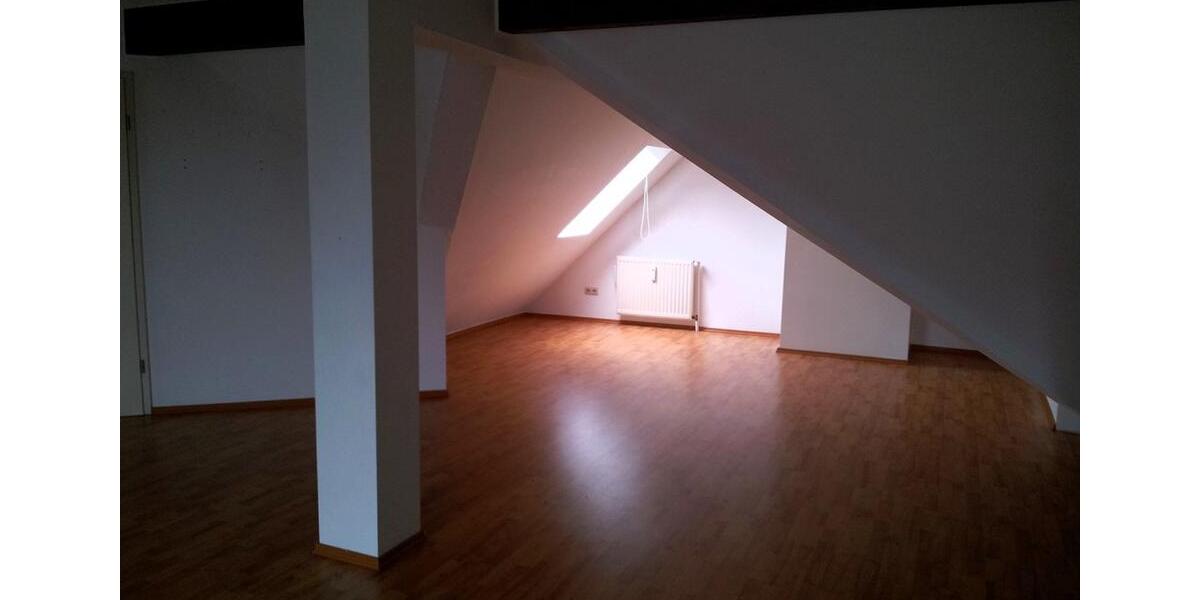 Dachgeschoßwohnung Wegberg - 2 Zimmer, 70 m&sup2;, 695&euro; | Angebot:25102251