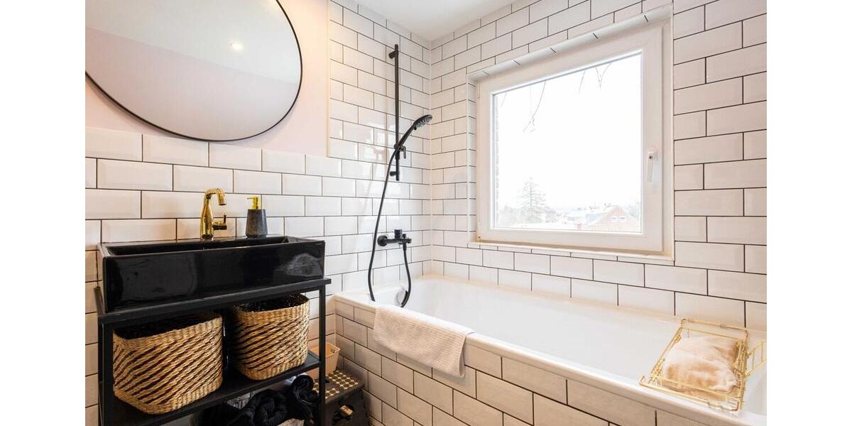 Etagenwohnung Jüchen - 4 Zimmer, 116 m&sup2;, 1.380&euro; | Angebot:24487686