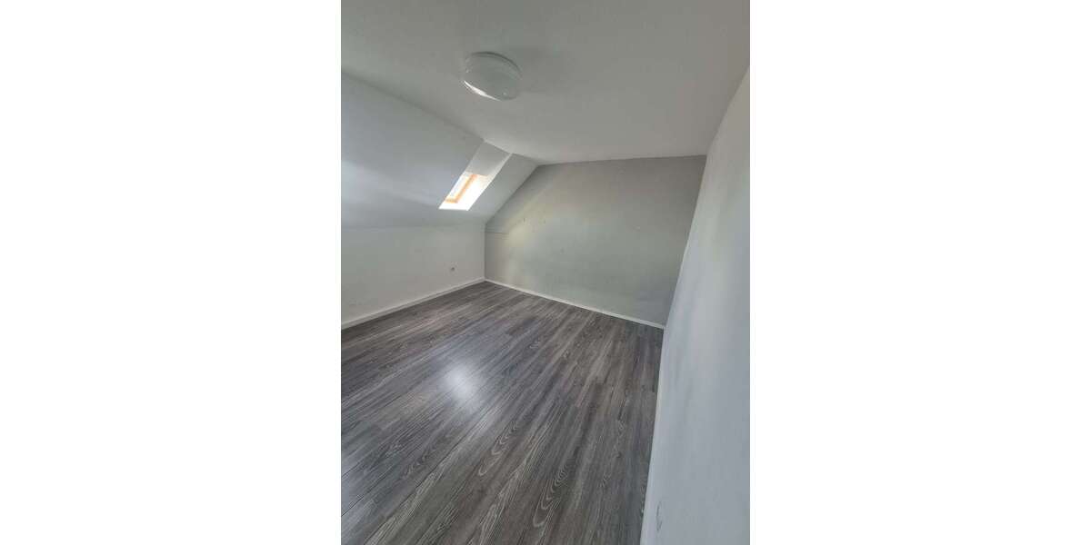 Etagenwohnung Krefeld Krefeld-Mitte - 4 Zimmer, 78 m&sup2;, 500&euro; | Angebot:27267690
